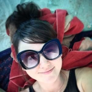 Meet your Posher, Bobbie